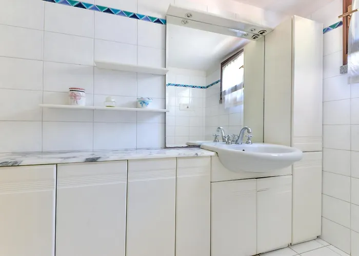 Giardino Di Via Del Ruotone Lägenhet *