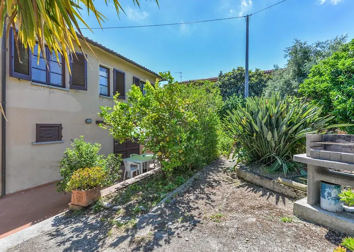 Lägenhet Giardino Di Via Del Ruotone Marciana Marina (Isola d'Elba)